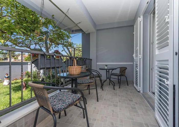 Dalija Appartement Makarska