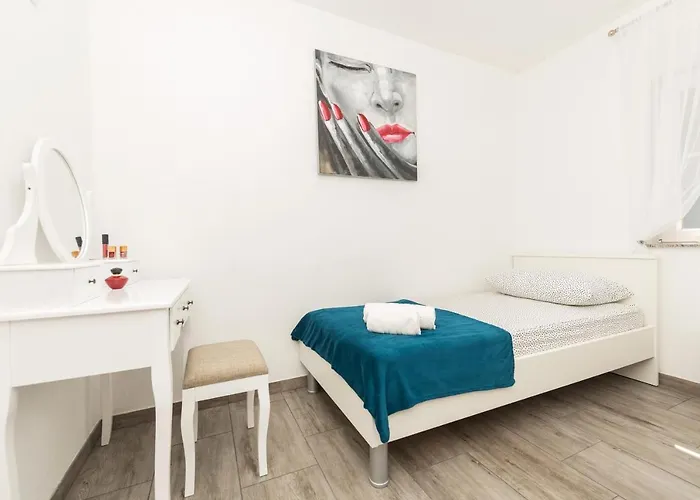 Dalija Appartement Makarska